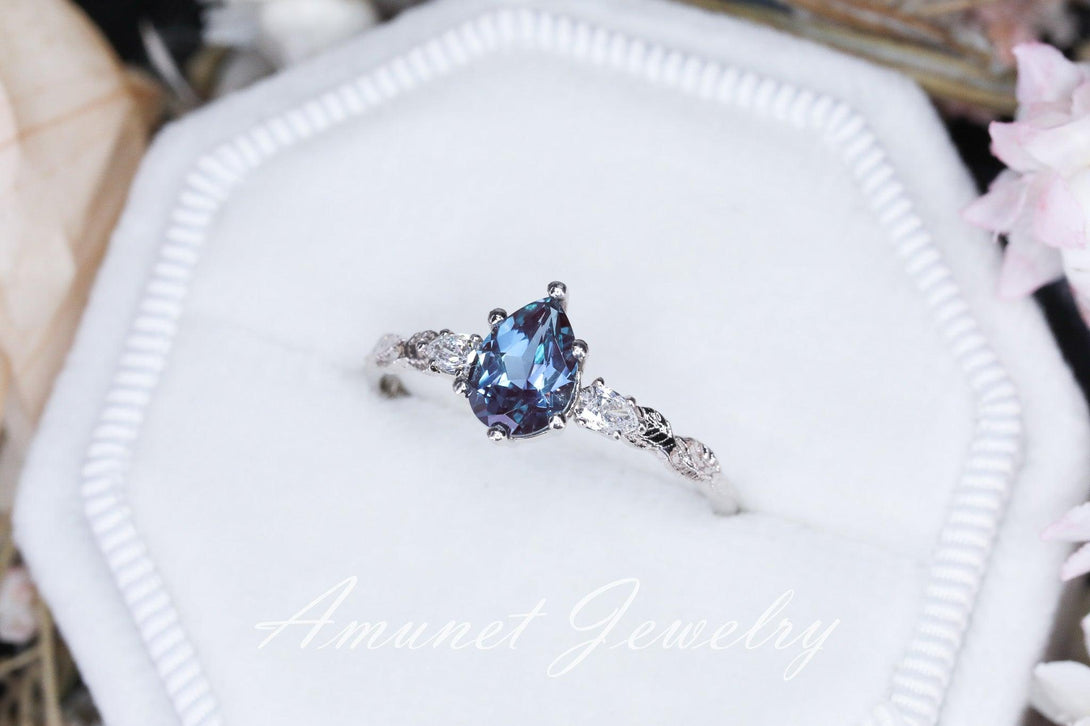 Chatham alexandrite ring, pear alexandrite ring, Chatham alexandrite Engagement ring, unique ring, leaf ring. - Amunet Jewelry