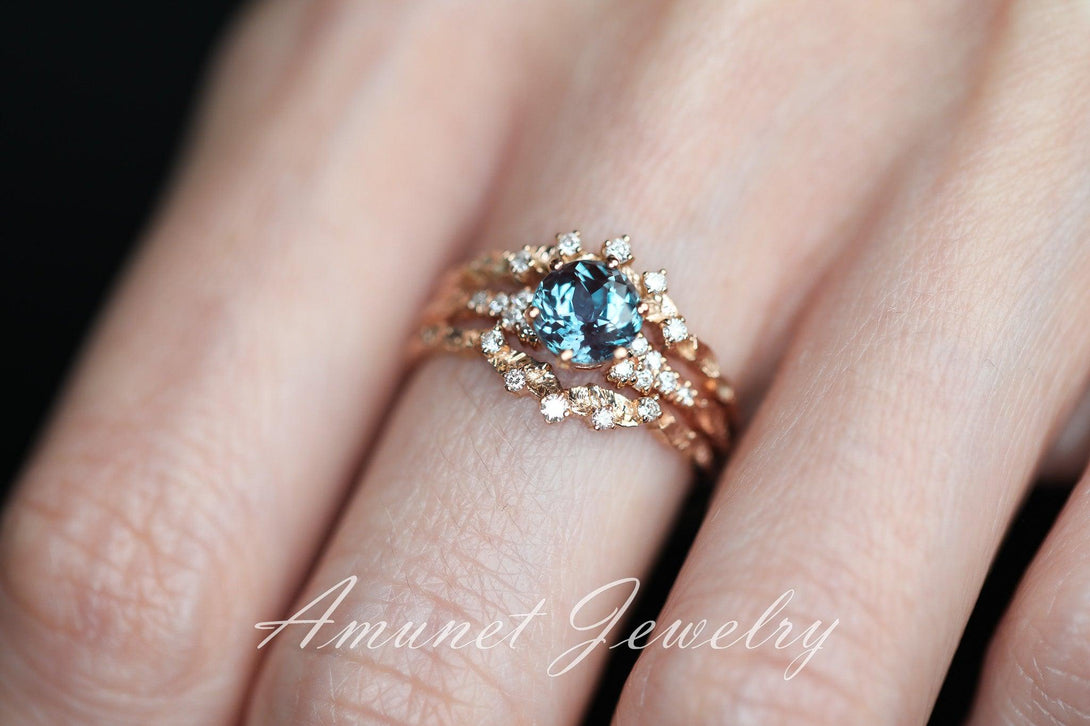 Chatham alexandrite ring, round alexandrite ring, Chatham alexandrite engagement ring, unique ring, leaf ring. - Amunet Jewelry