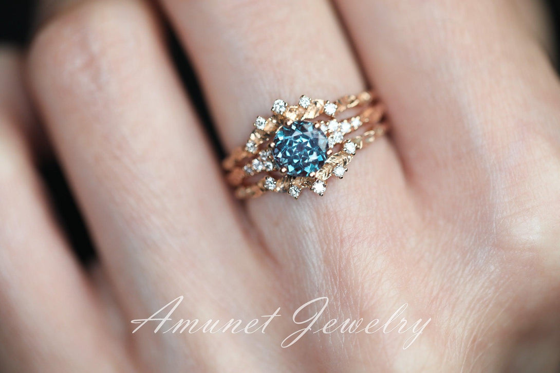 Chatham alexandrite ring, round alexandrite ring, Chatham alexandrite engagement ring, unique ring, leaf ring. - Amunet Jewelry