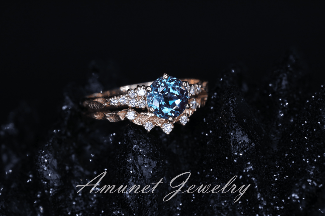 Chatham alexandrite ring, round alexandrite ring, Chatham alexandrite engagement ring, unique ring, leaf ring. - Amunet Jewelry