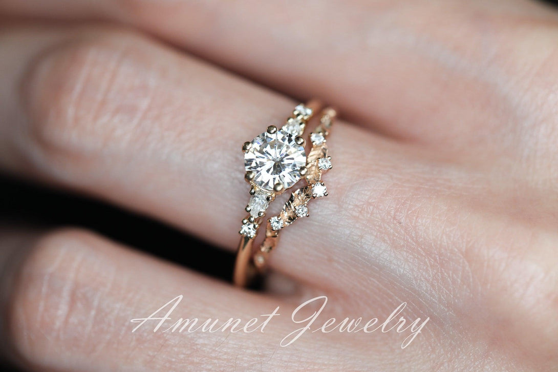 Forever one moissanite Engagement ring - Amunet Jewelry