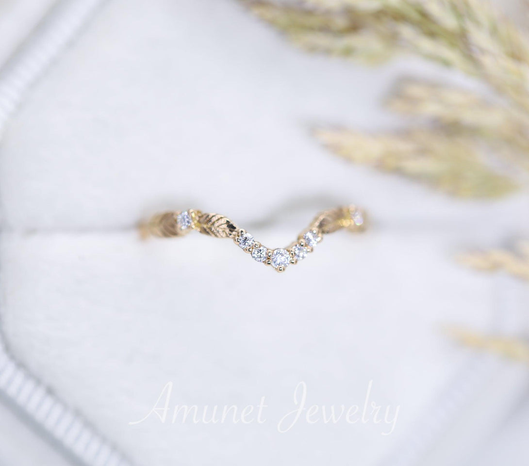 Elegant Curved Leaf Diamond Ring – A Stunningly Unique Engagement Ring & Wedding Band - Amunet Jewelry
