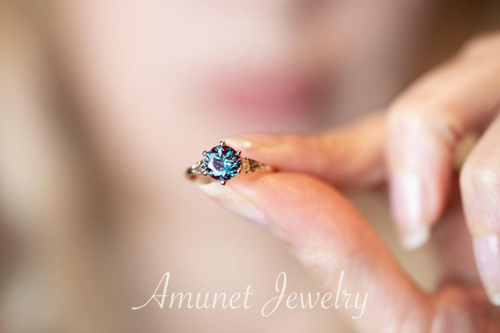 Chatham solitaire alexandrite engagement ring,  alexandrite engagement ring. - Amunet Jewelry