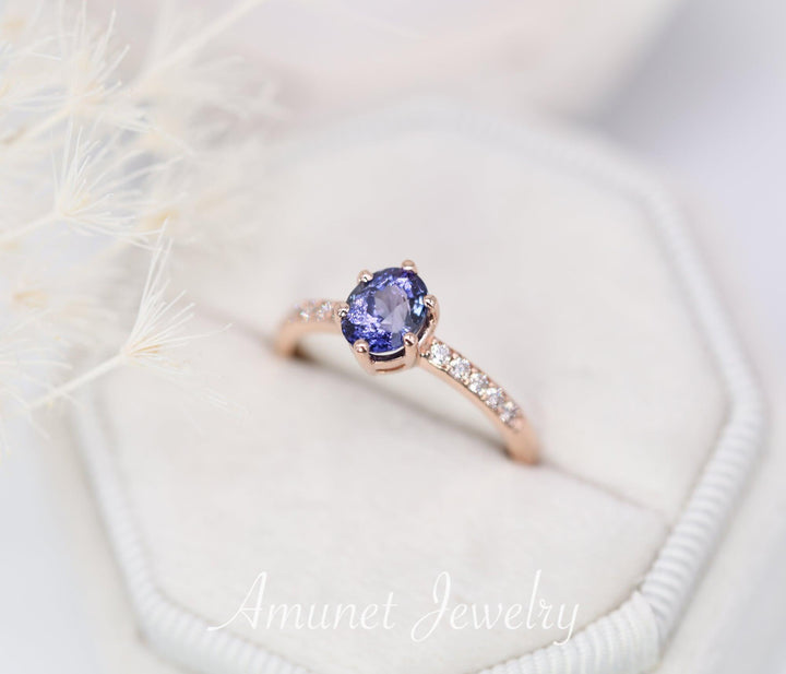 Engagement ring with purple blue Sapphire 1.15 Carat oval shape, sapphire ring, engagement ring, natural sapphire ring - Amunet Jewelry