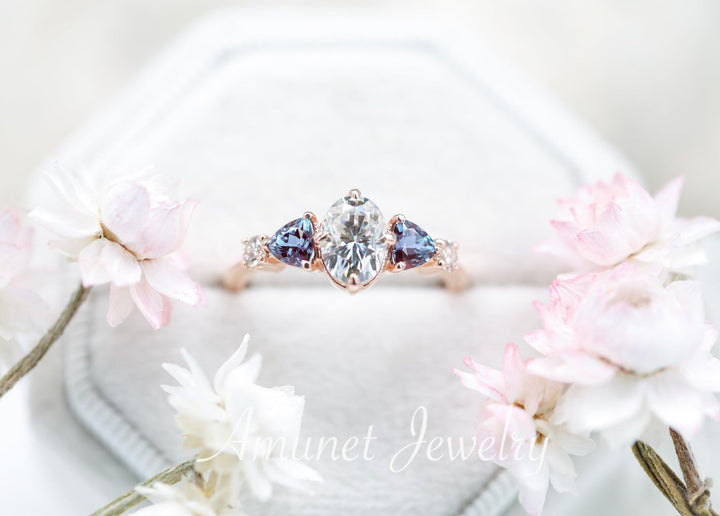 Engagement ring with Charles & Colvard moissanite and Chatham alexandrite - Amunet Jewelry